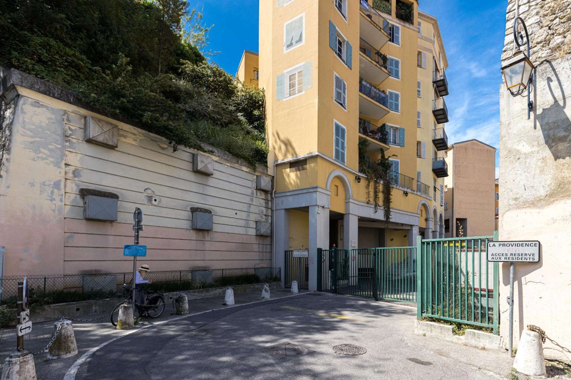 2 Bdrs & Parking In The Old Town ! Apartamento Nice Exterior foto